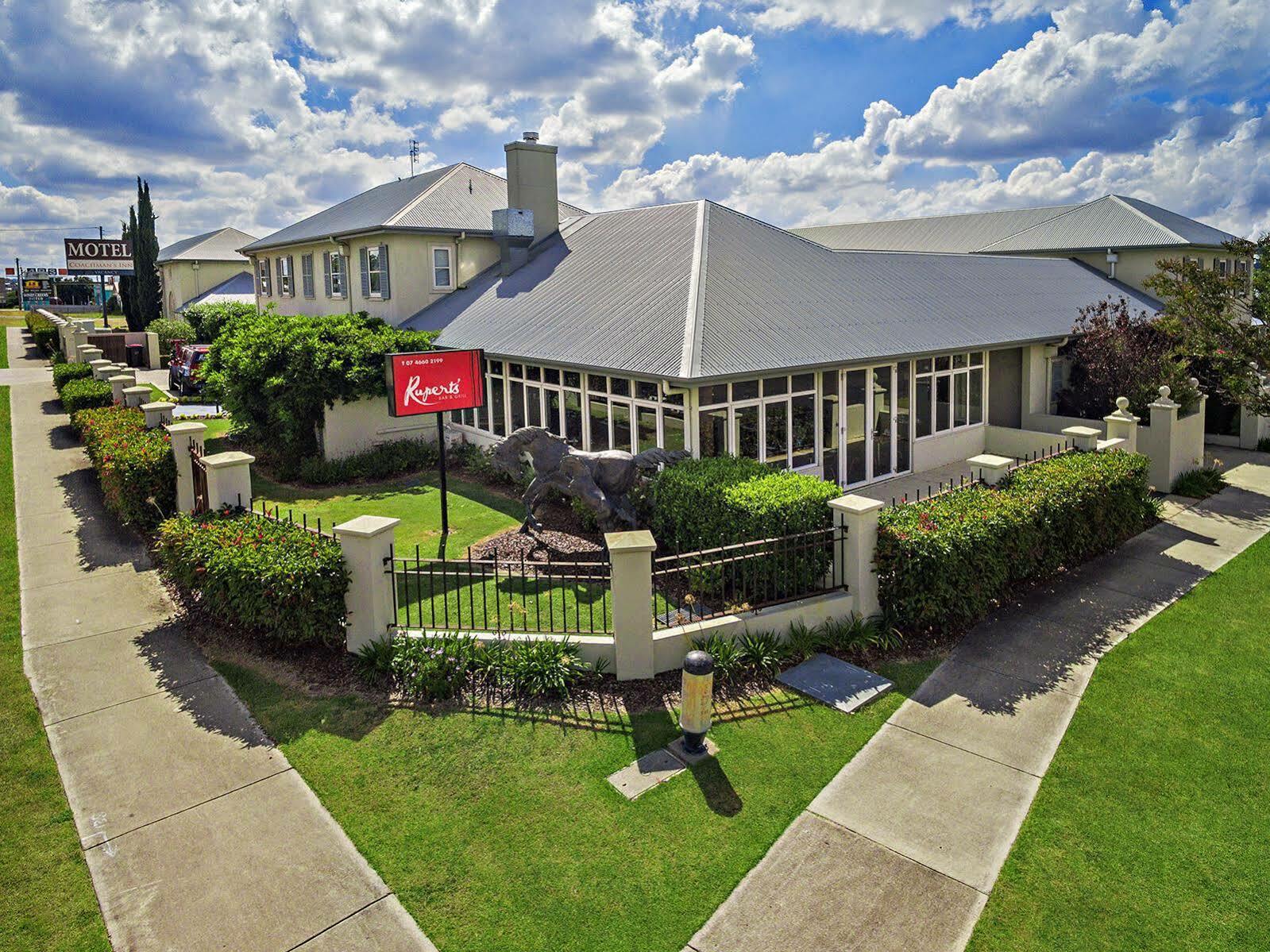 Coachmans Inn Warwick Exteriér fotografie